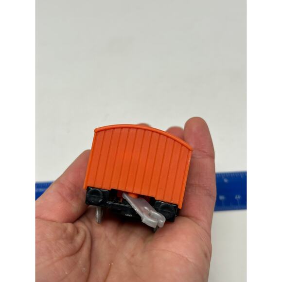 Mattel Thomas Trackmaster Mail Car Motorized Train 2013 - Picture 5 of 9